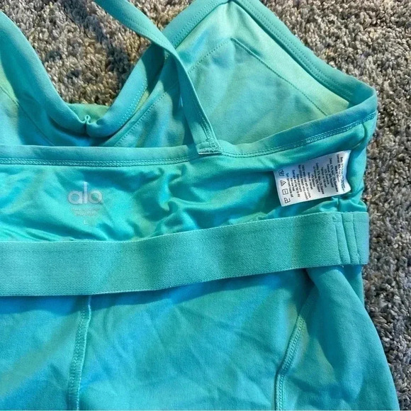ALO Yoga Mint Green Tank Top - Picture 7 of 8